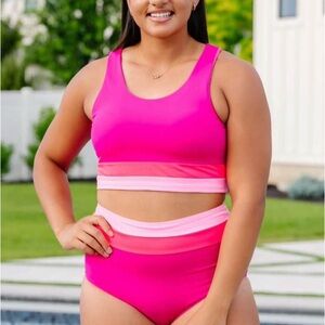 NEW Kiava Pink Ombré Crop Top and Buttoms